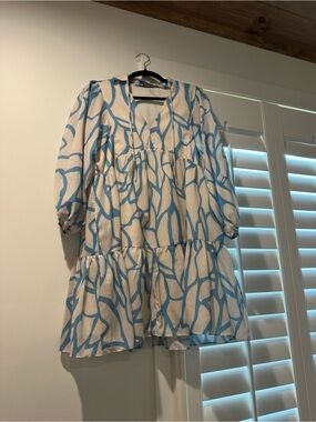 Wishlist Blue and Cream Floral Dress